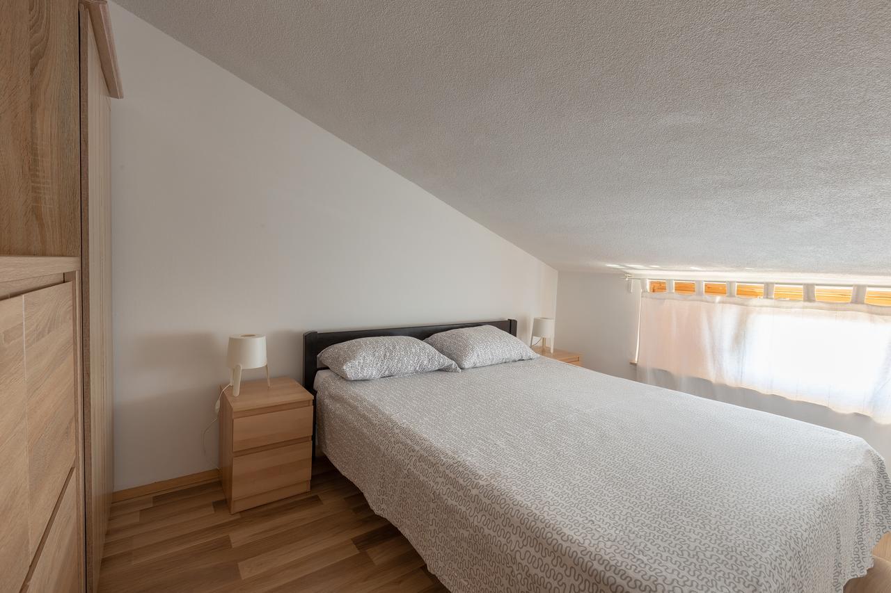 Apartments Michelle Umag Buitenkant foto